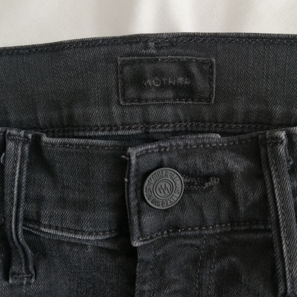 Mother Insider Crop Step Fray Hem Bootcut Jeans in Not Guilty Black 24 - Picture 10 of 16